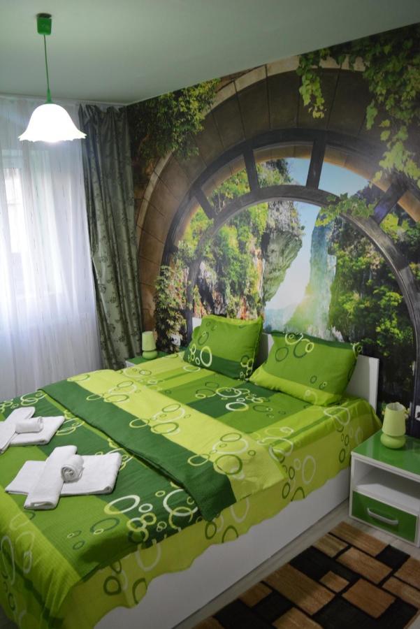 Green Rooms Hunedoara Extérieur photo