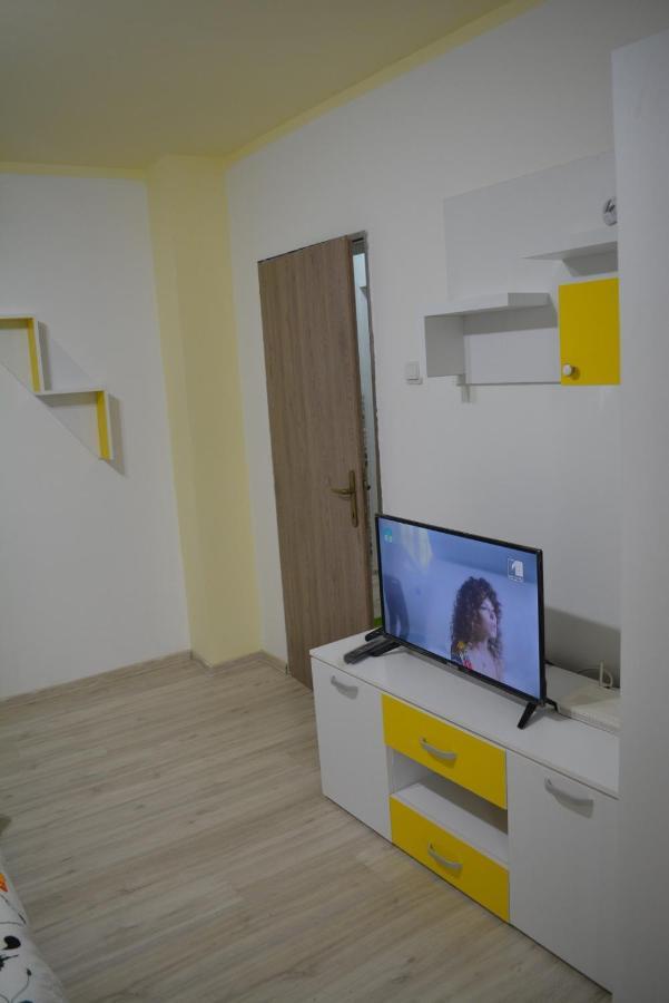 Green Rooms Hunedoara Extérieur photo